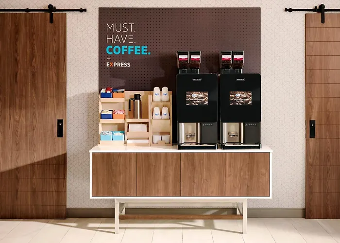 Holiday Inn Express Newport North - Middletown By Ihg